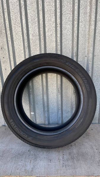 Шини б/в 225/55 R18 Yokohama BluEarth e70 242245 фото