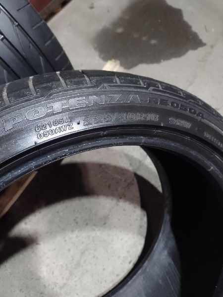 Шины б/у 225 40 18 Bridgestone Potenza re050a 240615 фото