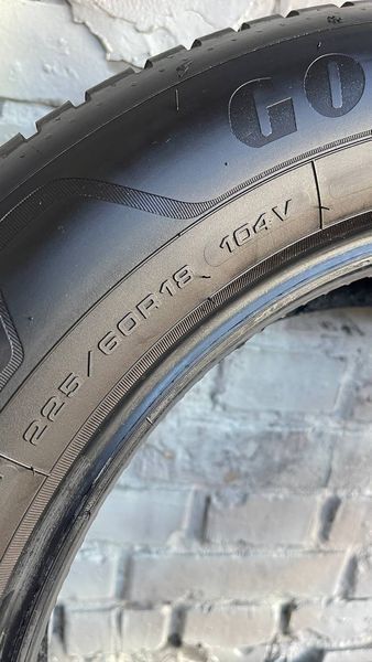 Шини б/в 225 60 R18 GoodYear Vector 4Season Gen3 267135 фото