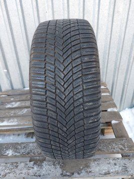 Шины б/у 235 50 R19 Bridgestone Weather Control A005 evo 241494 фото