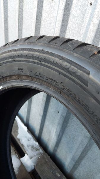 Шины б/у 225 55 R18 Bridgestone Blizak LM001 250363 фото
