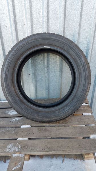 Шины б/у 225 55 R18 Bridgestone Blizak LM001 250363 фото