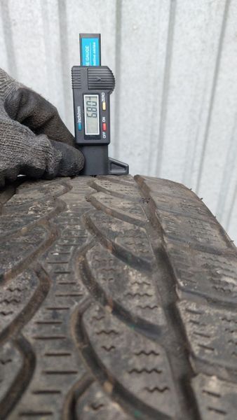 Шины б/у 215 60 R16C Bridgestone Blizzak LM32 253164 фото