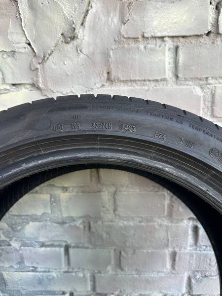 Шины б/у 245 40 R19 Pirelli Pzero PZ4 265344 фото