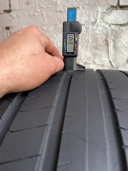 Шини б/в 315/40 R21 Pirelli P Zero PZ4 265460 фото