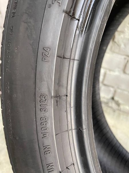 Шини б/в 315/40 R21 Pirelli P Zero PZ4 265460 фото