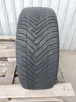 Шини б/в 215 45 R17 Hankook Kinergy 4S2 241650 фото