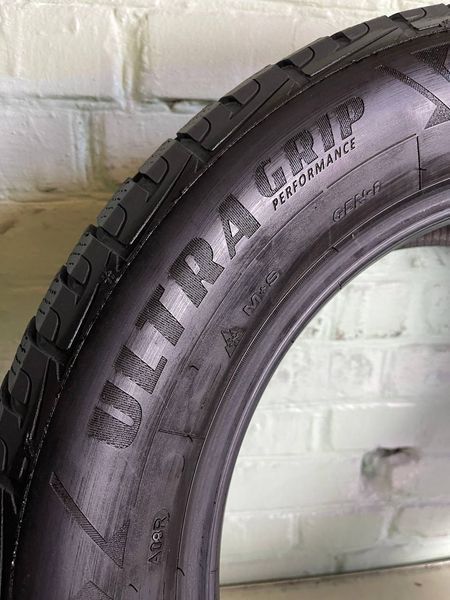 Шины б/у 215/65 R17 GoodYear UltraGrip Performance Gen-2 251566 фото