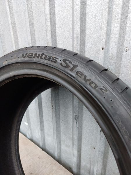Шини б/у 245 35 R19 Hankook Ventus S1 evo2 260089 фото