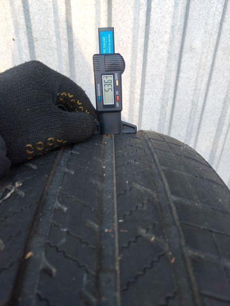 Шины б/у 255 45 R19 Bridgestone Touranza LS100 rft 241498 фото