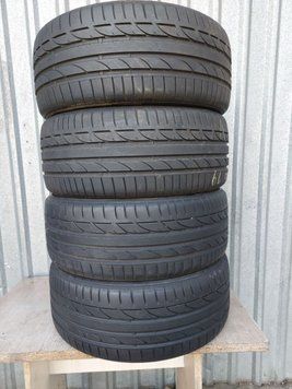 Шини б/в 235 40 R19 Bridgestone Potenza S001 251159 фото