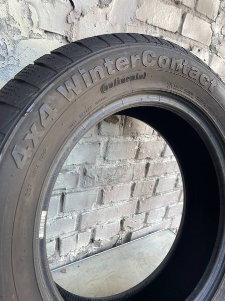 Шини б/в 235 60 R18 Continental 4x4 WinterContact 267179 фото