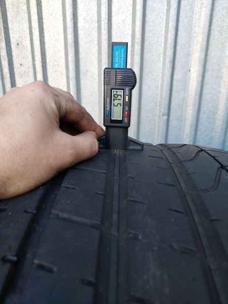 Шини б/в 295 35 R21 Pirelli Pzero 251108 фото