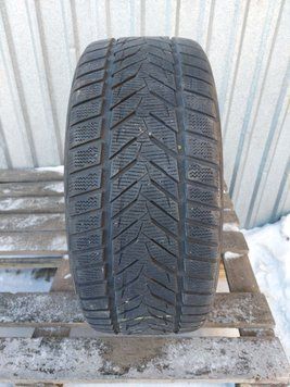 Шины б/у 235 40 R19 Vredesteine WinTrac Extreme S 241503 фото