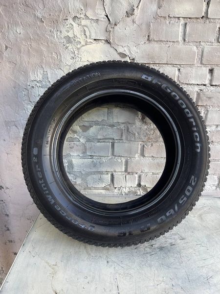 Шини б/в 205 60 R16 BFGoodrich g-Force Winter 2 267235 фото