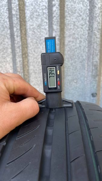 Шины б/у 205 65 R15C Nokian CLine 265253 фото