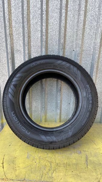 Шины б/у 205 65 R15C Nokian CLine 265253 фото
