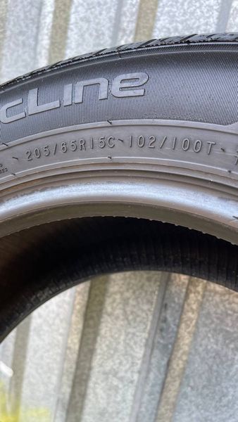 Шины б/у 205 65 R15C Nokian CLine 265253 фото