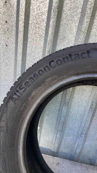 Шини б/у 235 55 R17 Continental AllSeason Contact 265029 фото