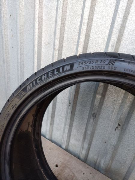 Шины б/у 245 35 R20 Michelin Pilot Sport 4 263067 фото