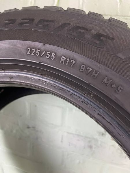 Шины б/у 225/55 R17 Pirelli Winter Sottozero 3 250280 фото