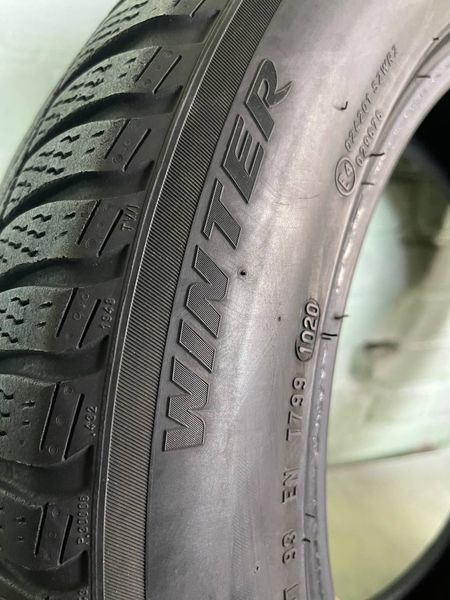 Шины б/у 225/55 R17 Pirelli Winter Sottozero 3 250280 фото