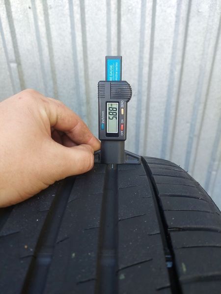Шини б/в 225 40 R18 Falken Ziex ZE310 250655 фото
