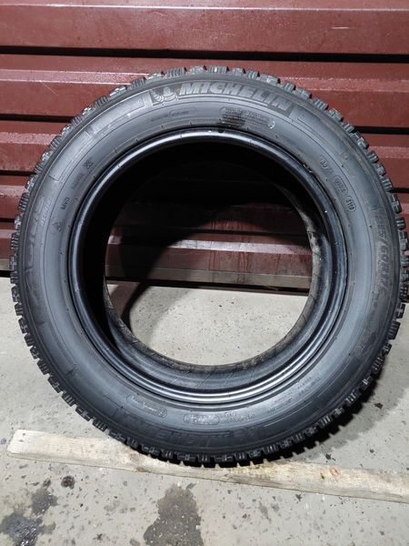 Шини б/в 215/60 R17C Michelin Agilis Alpin 241307 фото